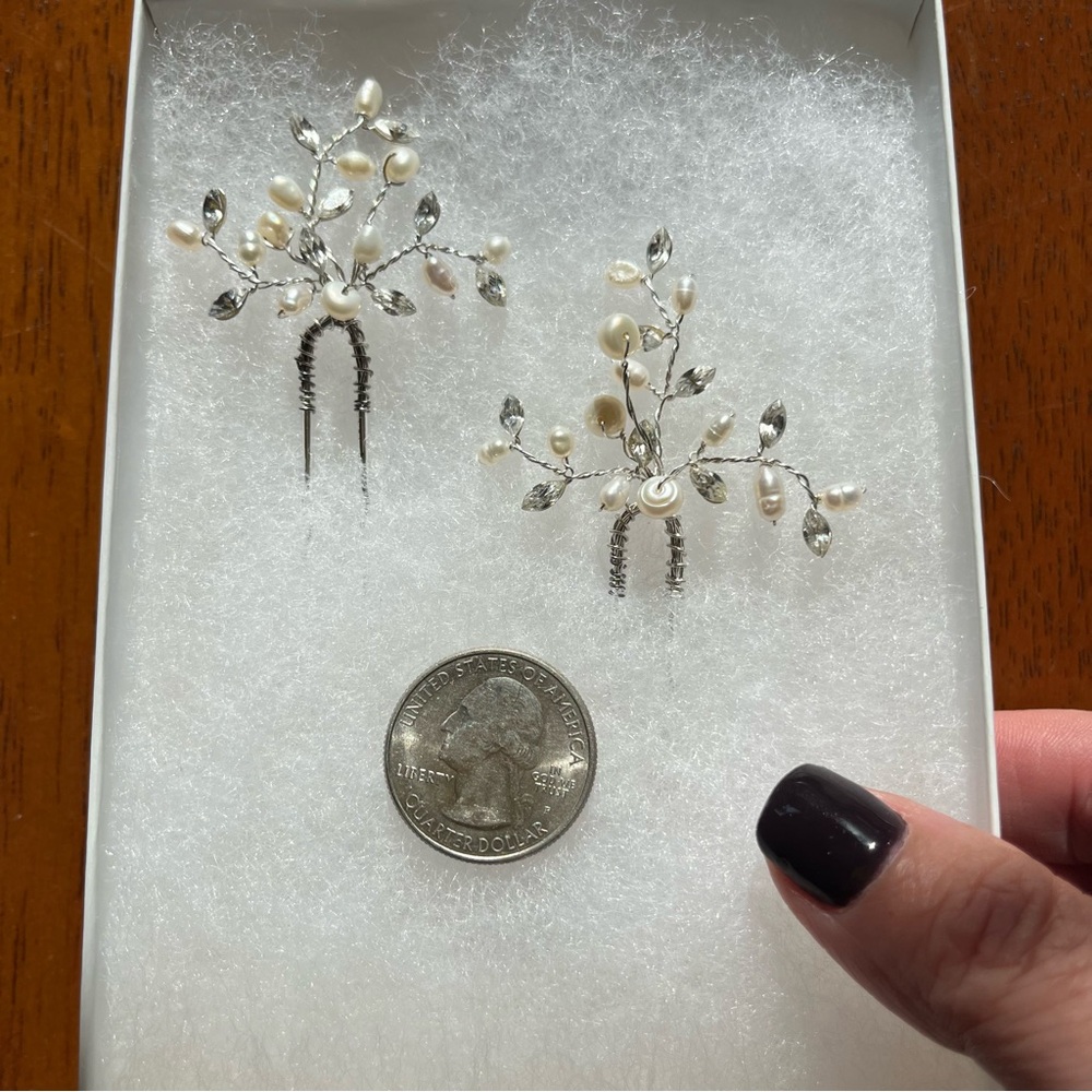 Hair Comes the Bride set of 2 pearl and rhinestones hair pins, silver wire, NIB